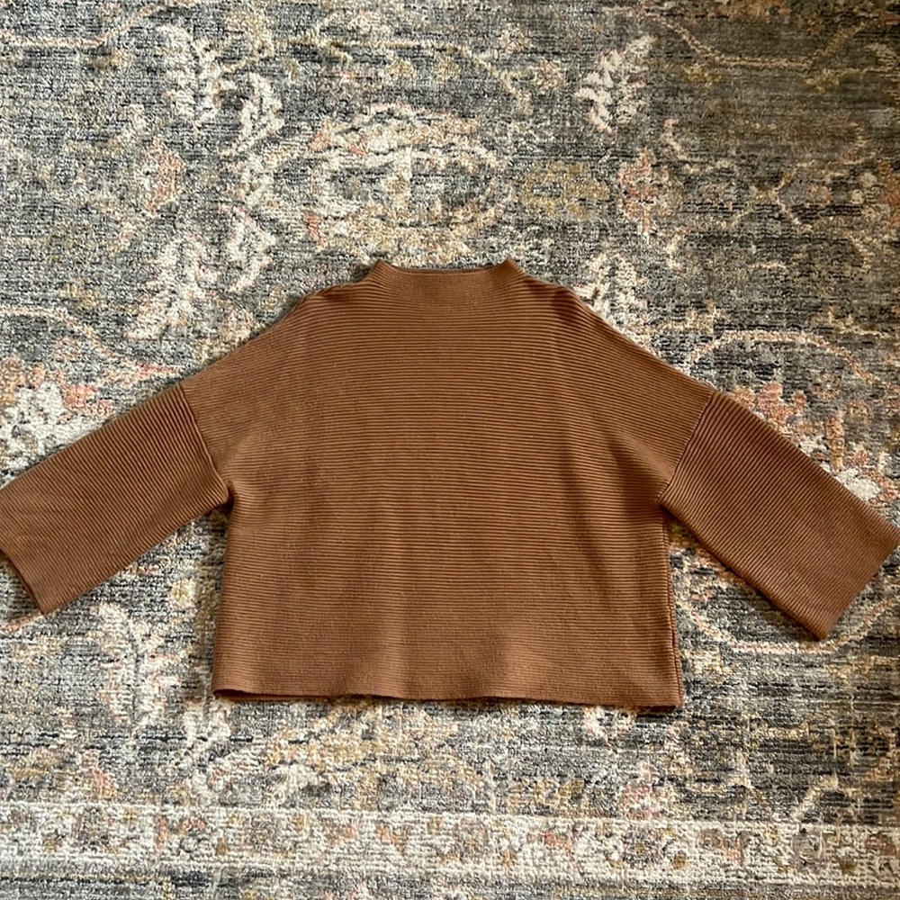 Carly Jean Los Angeles Emmy Mock Neck Sweater, Small